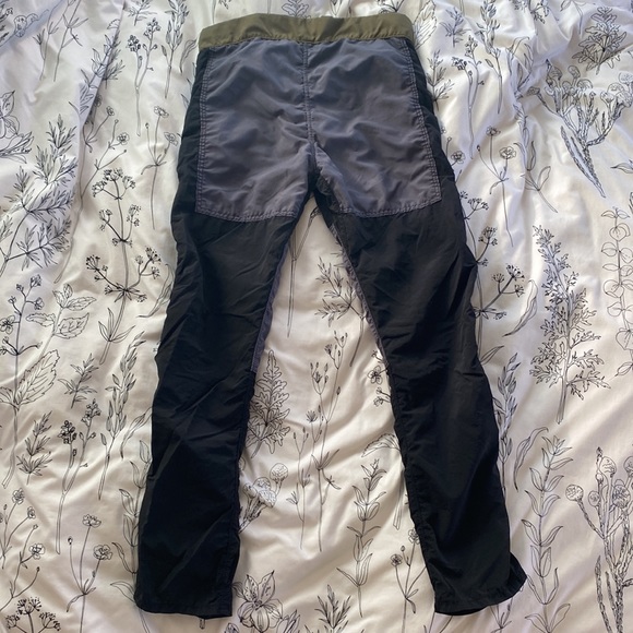 Hiking Pants - Picture 3 of 3